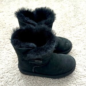 UGG Bailey boots girls size 11